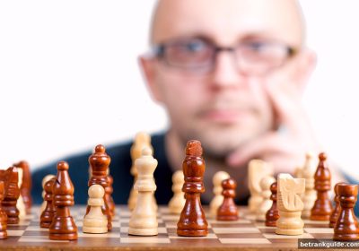 国际象棋进阶指南：博彩公司排名思维下的棋盘布局与战术解析